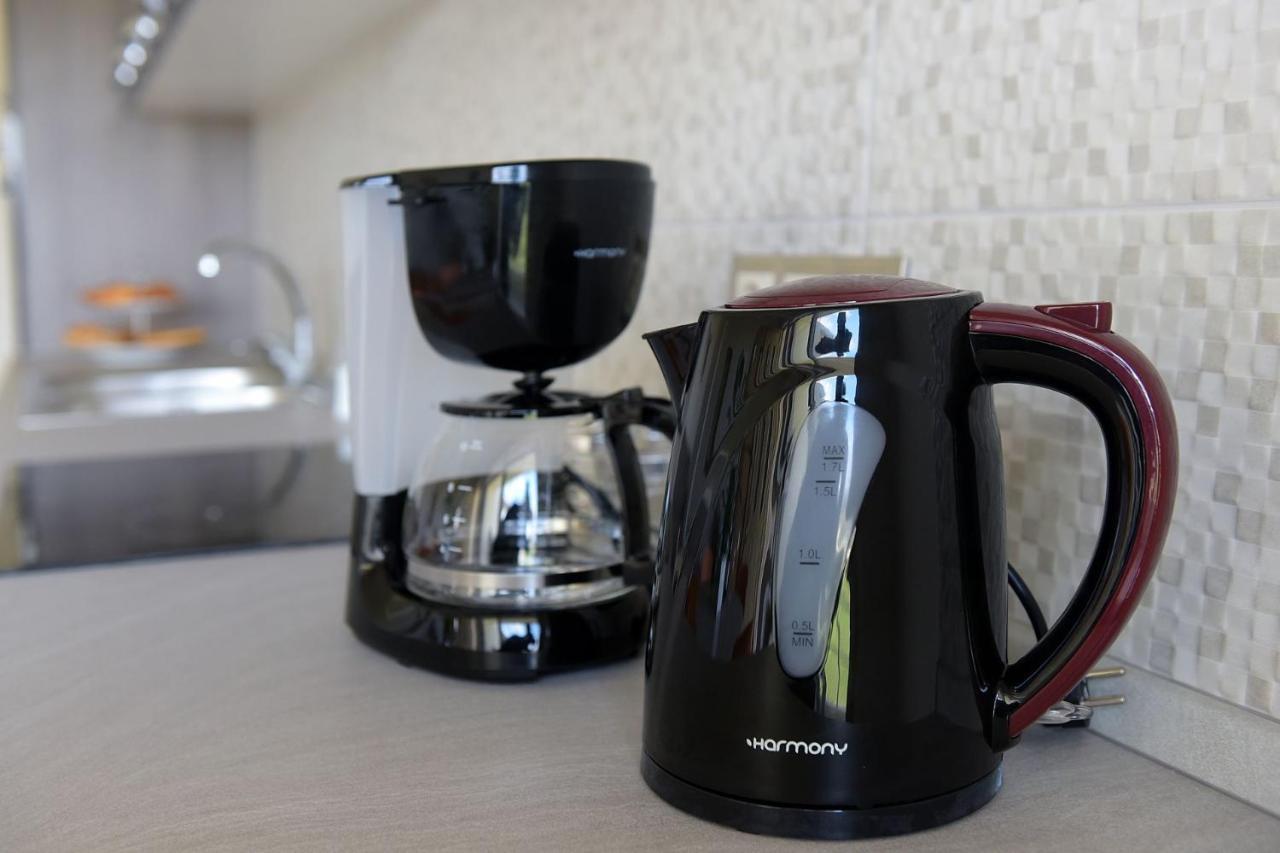 Stelia Luxury Apartments Kalavárda エクステリア 写真