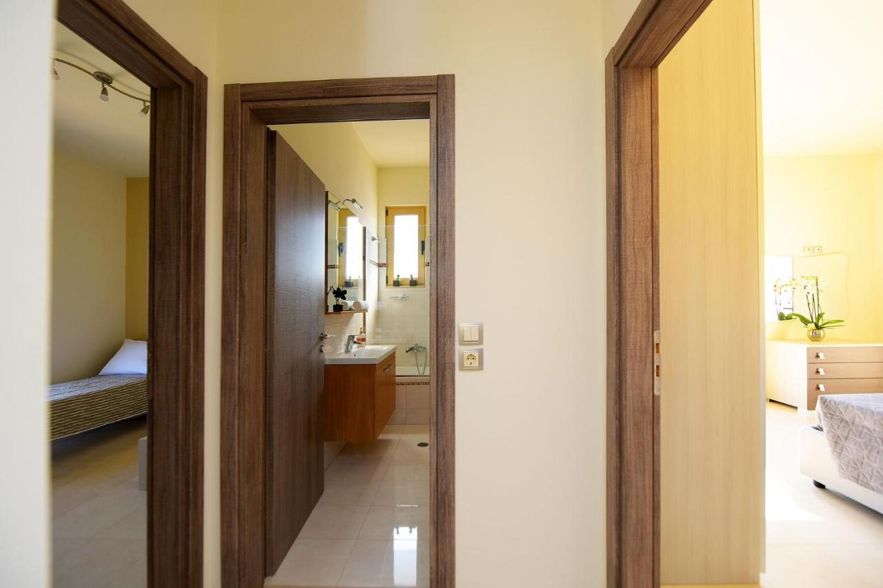 Stelia Luxury Apartments Kalavárda エクステリア 写真