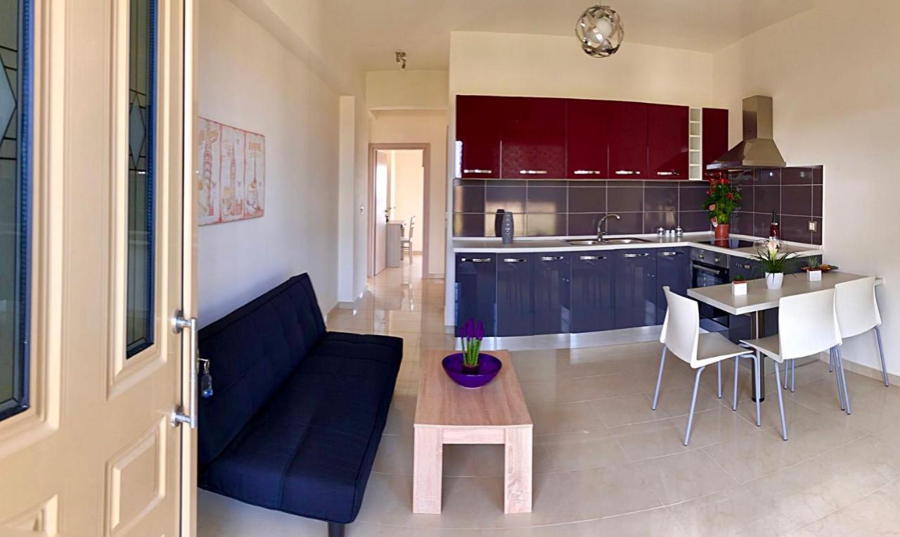 Stelia Luxury Apartments Kalavárda エクステリア 写真
