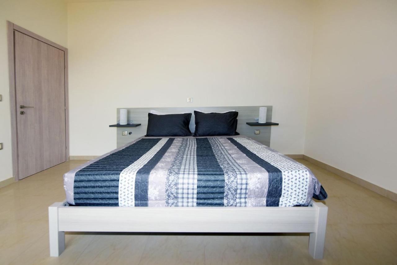 Stelia Luxury Apartments Kalavárda エクステリア 写真