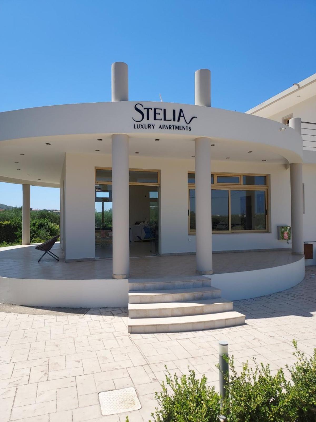 Stelia Luxury Apartments Kalavárda エクステリア 写真
